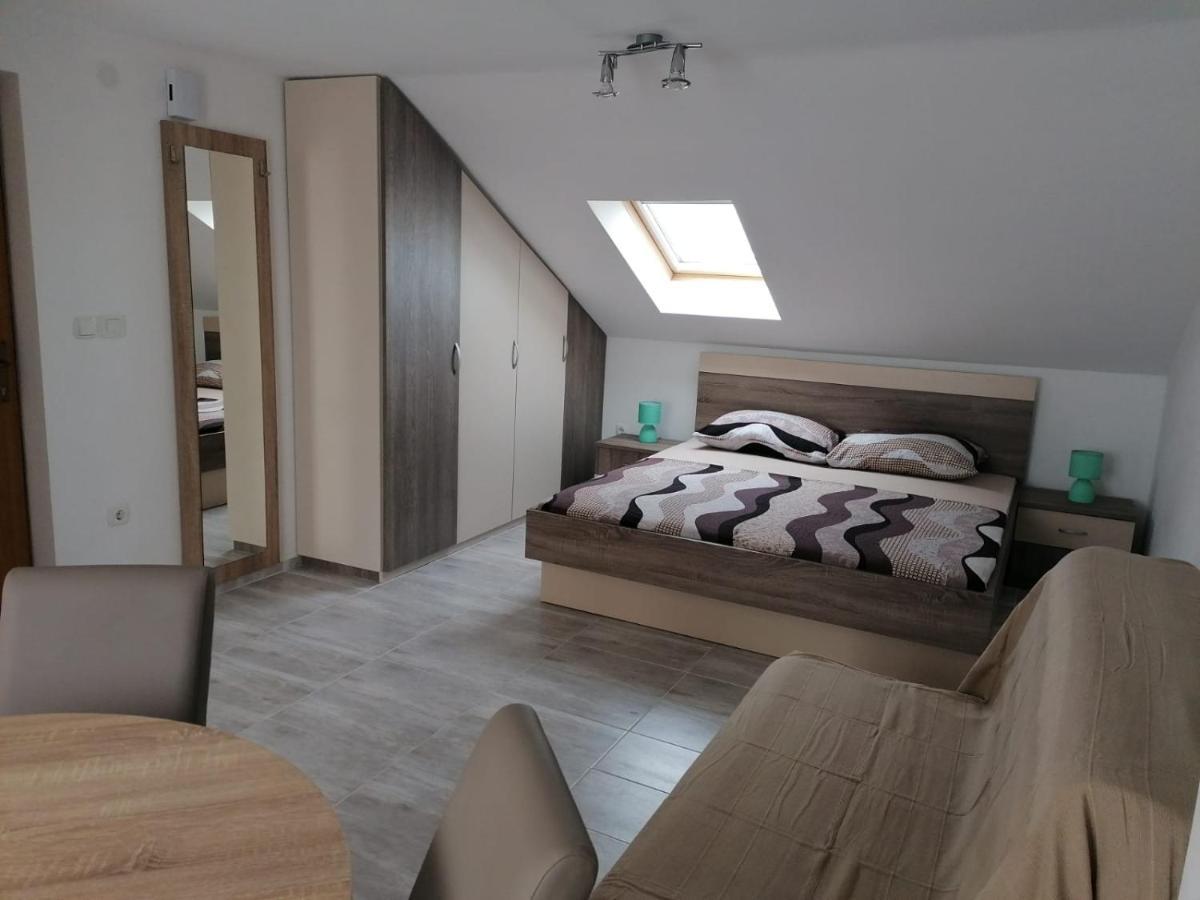 Apartment Niva Нін Екстер'єр фото