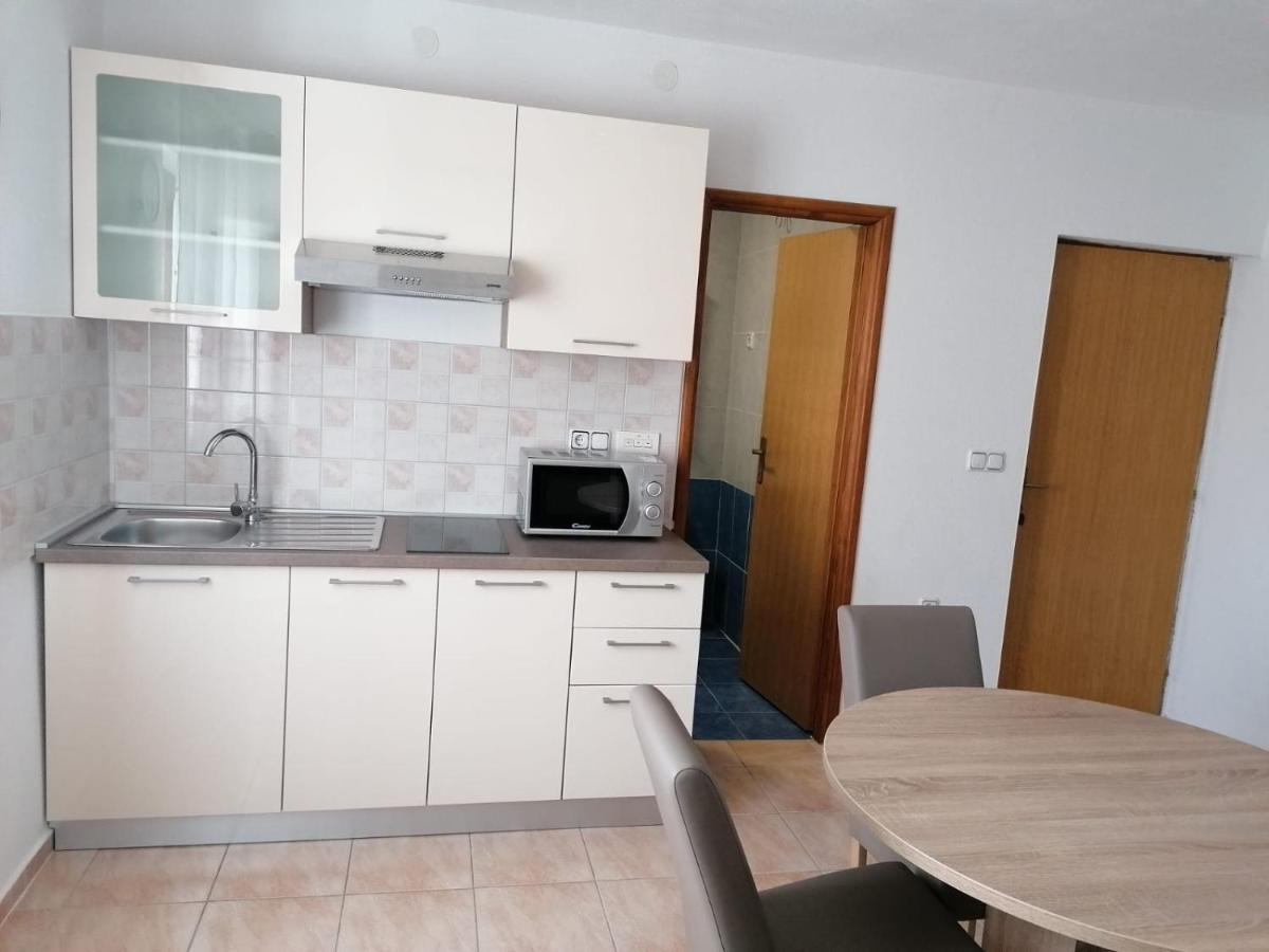 Apartment Niva Нін Екстер'єр фото