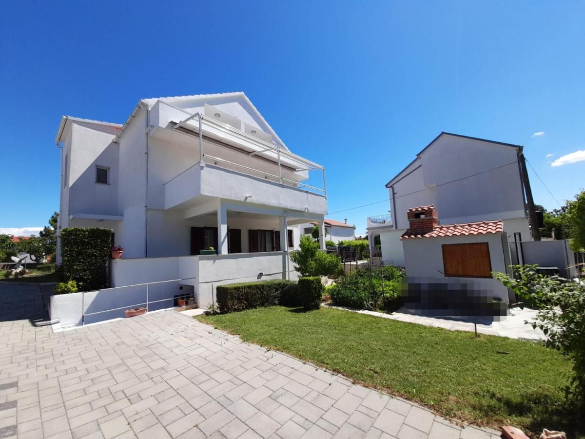 Apartment Niva Нін Екстер'єр фото