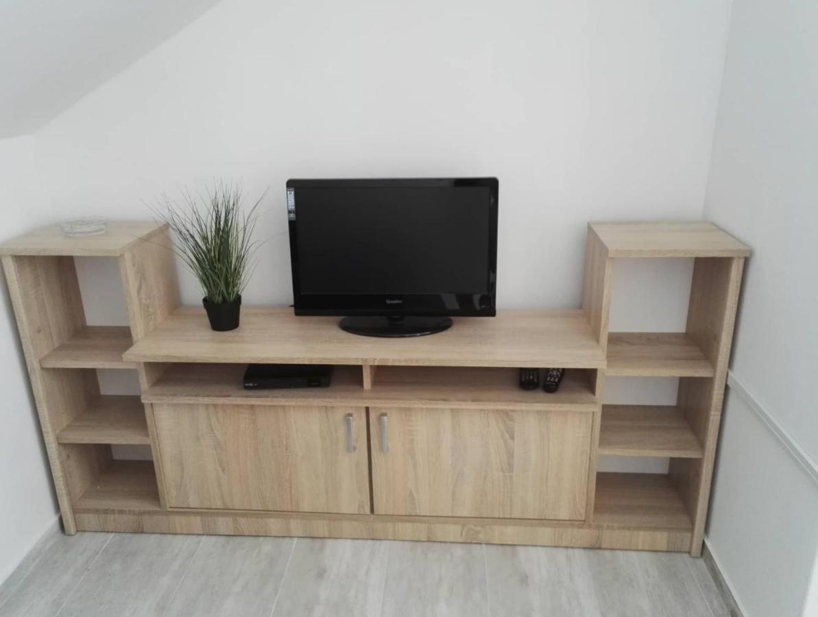 Apartment Niva Нін Екстер'єр фото
